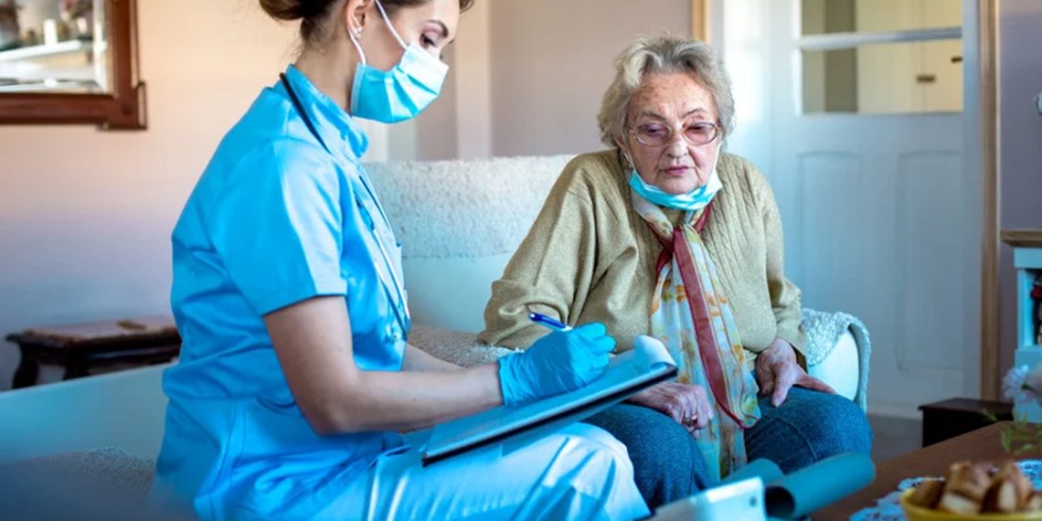 Complications and Long Term Outlook of AKI