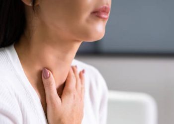 Symptoms of Laryngeal (larynx) cancer